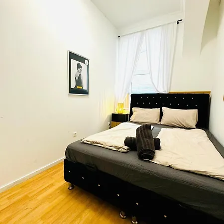 Comfy Rooms In A Shared Apt, 8Min To Rathausplatz Wien Exterior foto