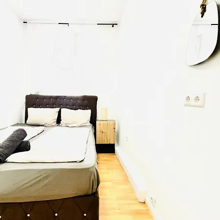 Comfy Rooms In A Shared Apt, 8Min To Rathausplatz Wien Exterior foto