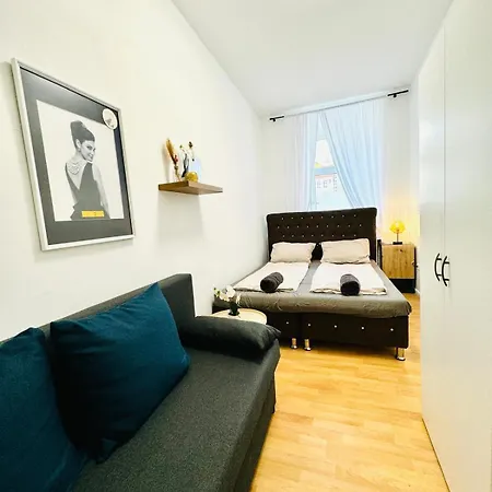Comfy Rooms In A Shared Apt, 8Min To Rathausplatz Wien Exterior foto