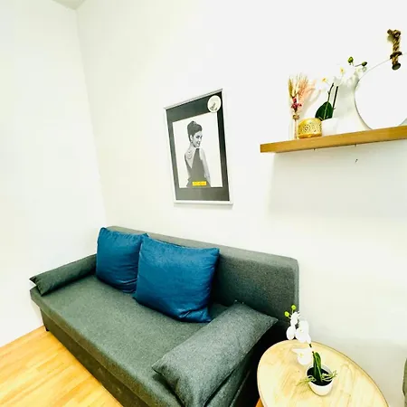 Comfy Rooms In A Shared Apt, 8Min To Rathausplatz Wien Exterior foto