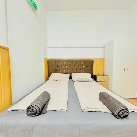 Comfy Rooms In A Shared Apt, 8Min To Rathausplatz Wien Exterior foto