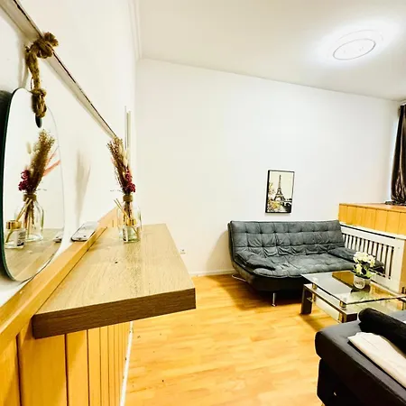 Comfy Rooms In A Shared Apt, 8Min To Rathausplatz Wien Exterior foto