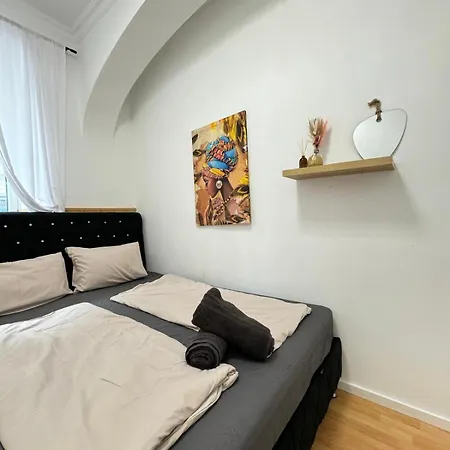 Comfy Rooms In A Shared Apt, 8Min To Rathausplatz Wien Exterior foto