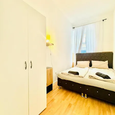 Comfy Rooms In A Shared Apt, 8Min To Rathausplatz Wien Exterior foto