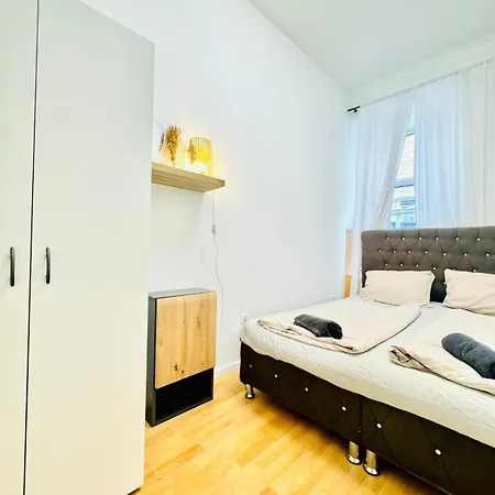 Comfy Rooms In A Shared Apt, 8Min To Rathausplatz Wien Exterior foto