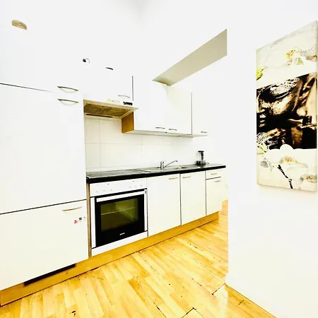 Comfy Rooms In A Shared Apt, 8Min To Rathausplatz Wien Exterior foto