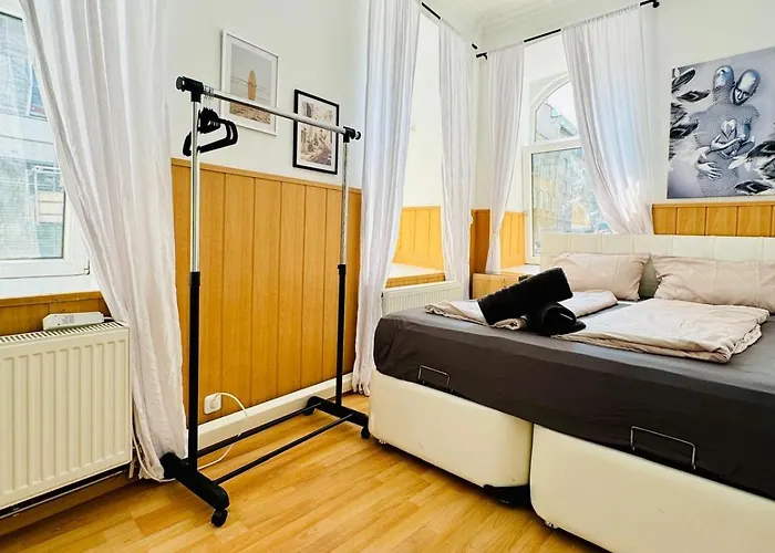 Comfy Rooms In A Shared Apt, 8Min To Rathausplatz
