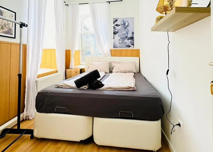 Comfy Rooms In A Shared Apt, 8Min To Rathausplatz