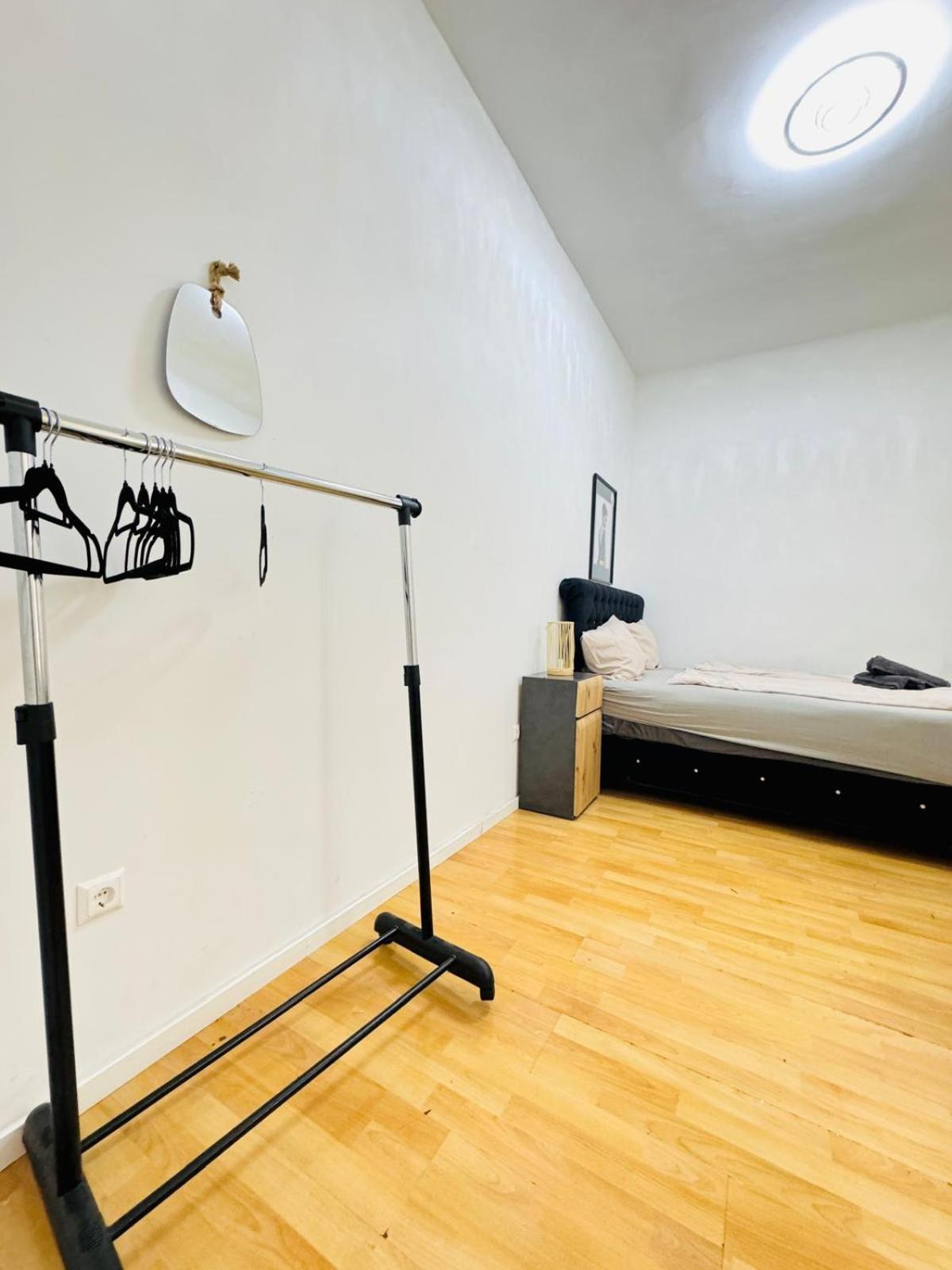 Apartmán Comfy In A Shared Apt, 8min To Rathausplatz