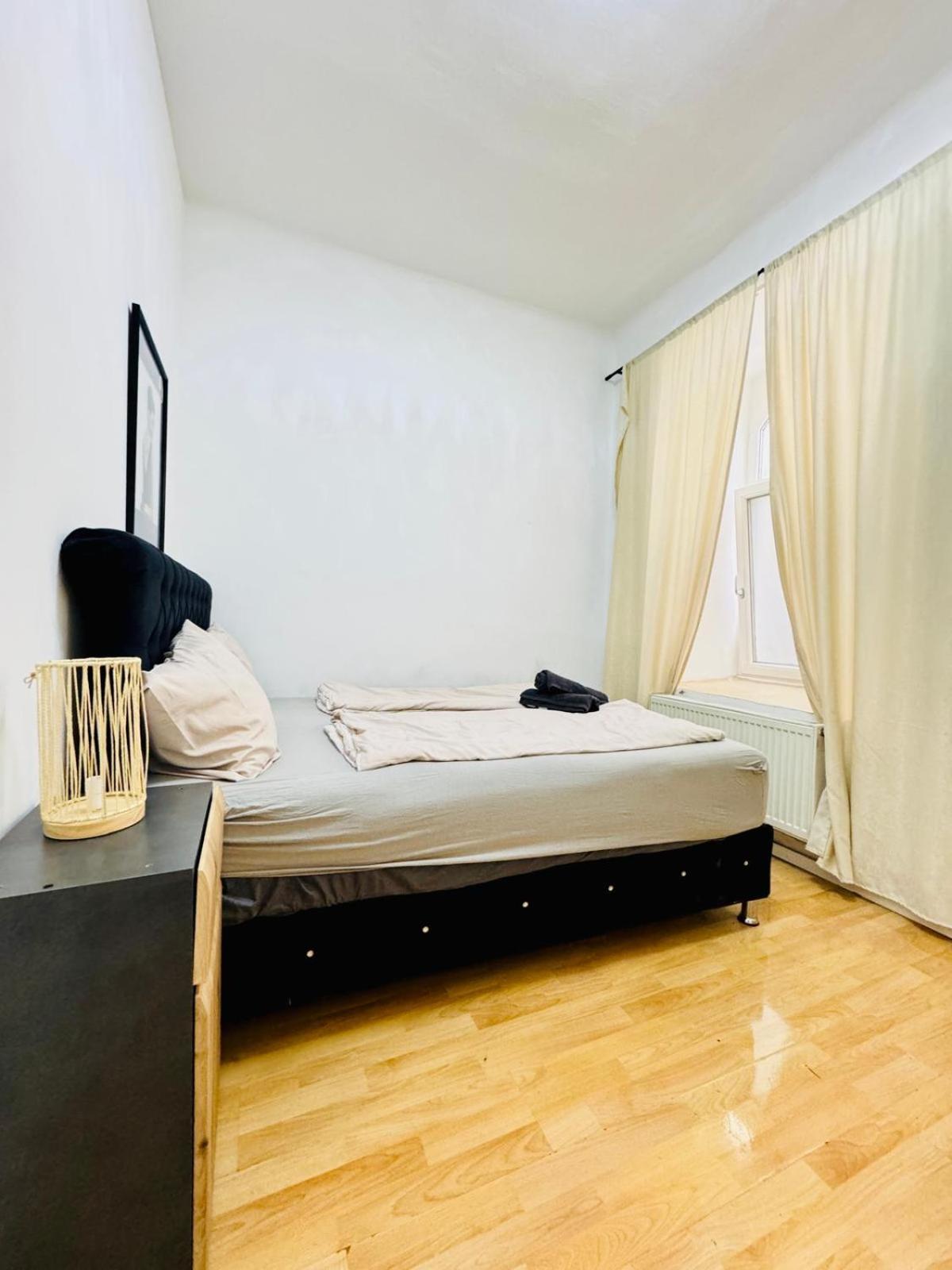 Apartamento Comfy In A Shared Apt, 8min To Rathausplatz
