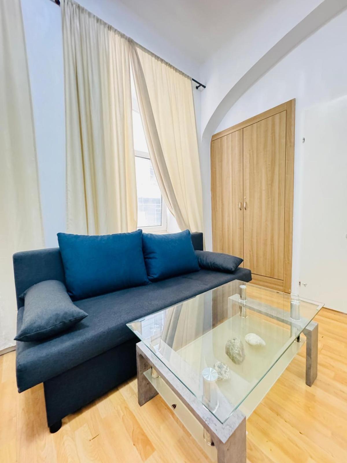 Comfy In A Shared Apt, 8min To Rathausplatz Apartamento *