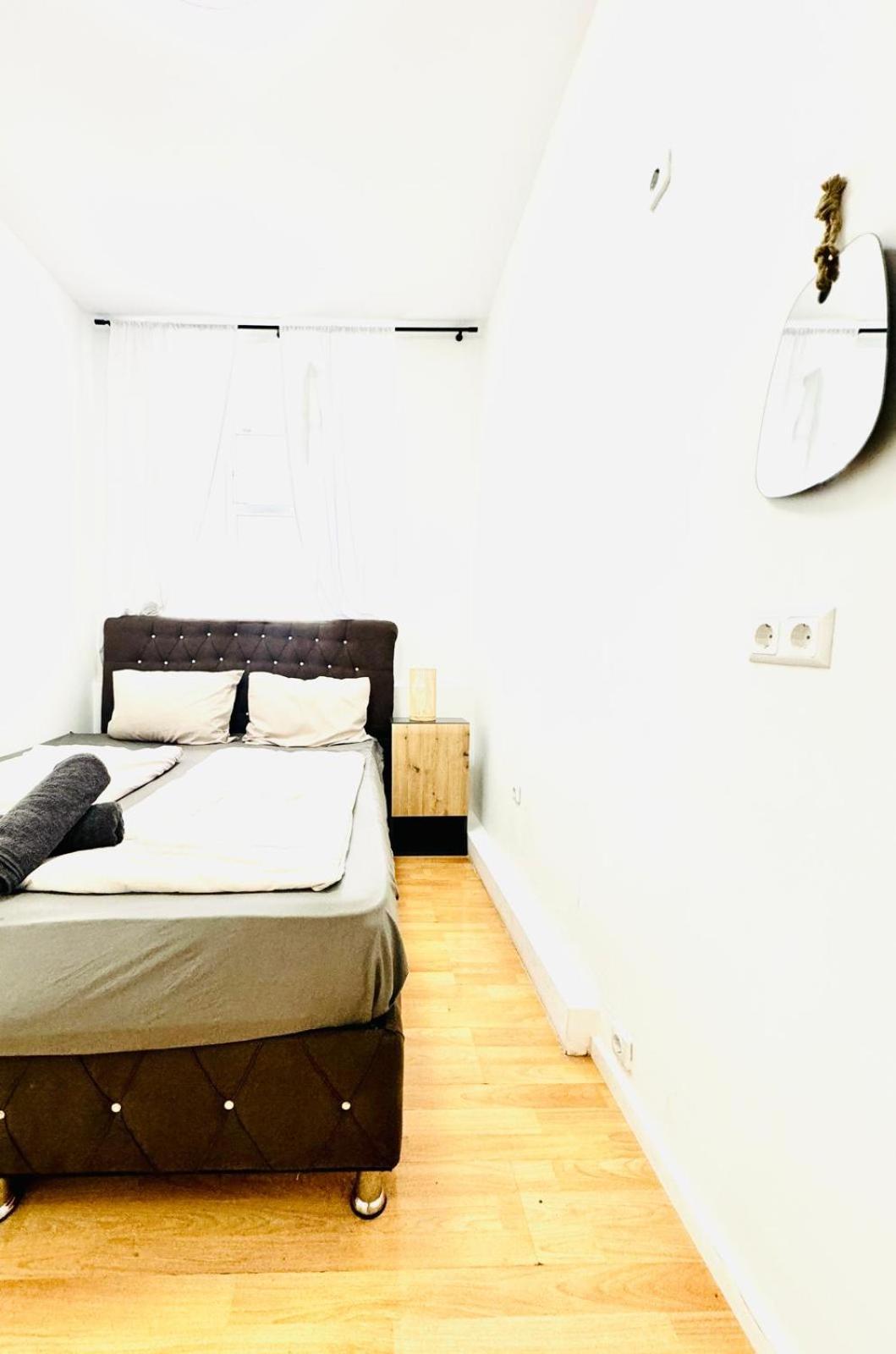 Apartamento Comfy In A Shared Apt, 8min To Rathausplatz *