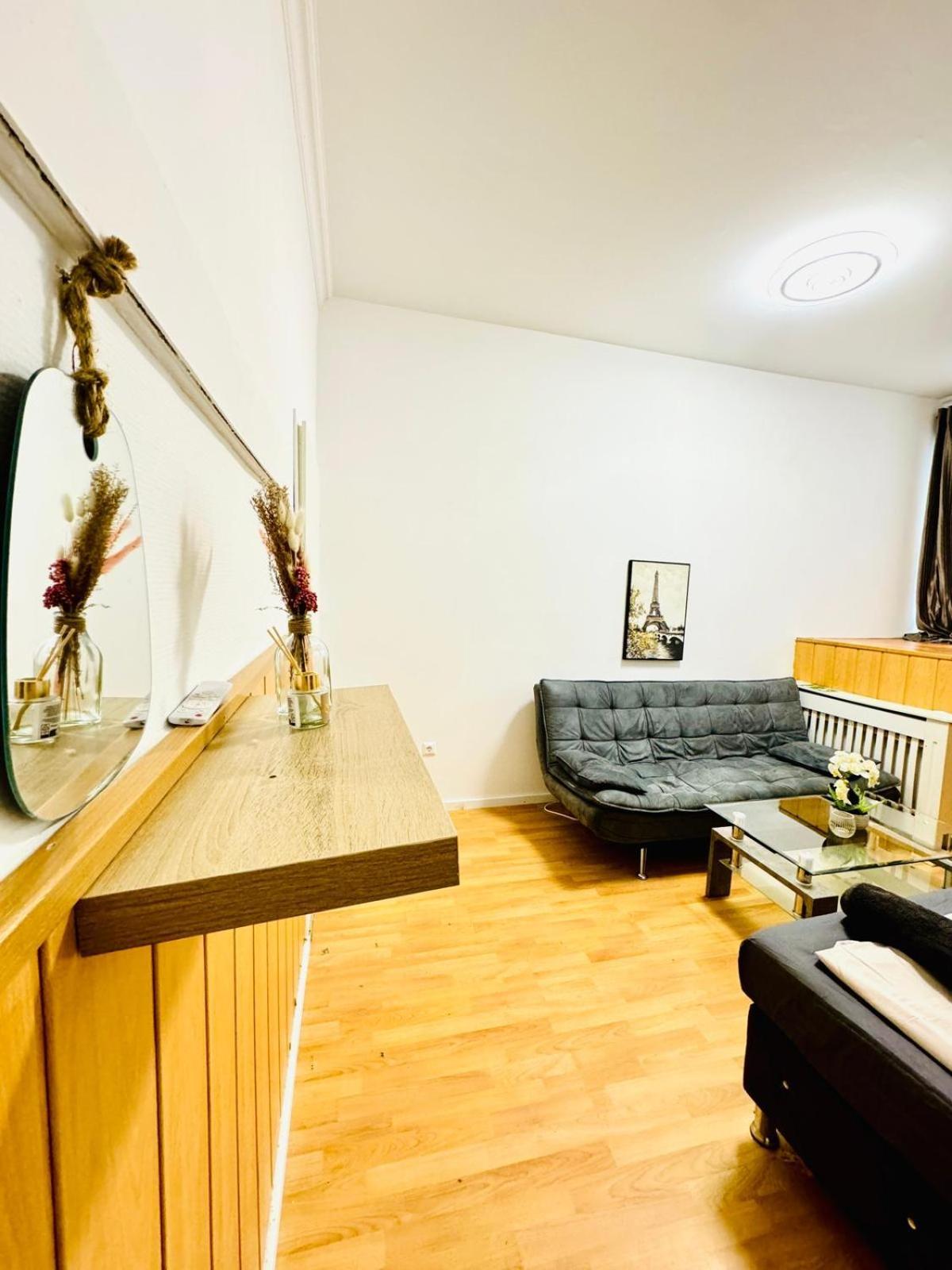 Comfy In A Shared Apt, 8min To Rathausplatz Apartamento *