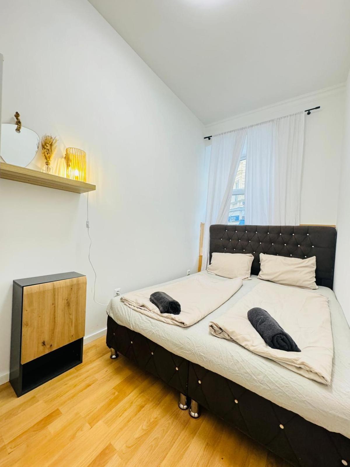 Comfy In A Shared Apt, 8min To Rathausplatz Apartamento *