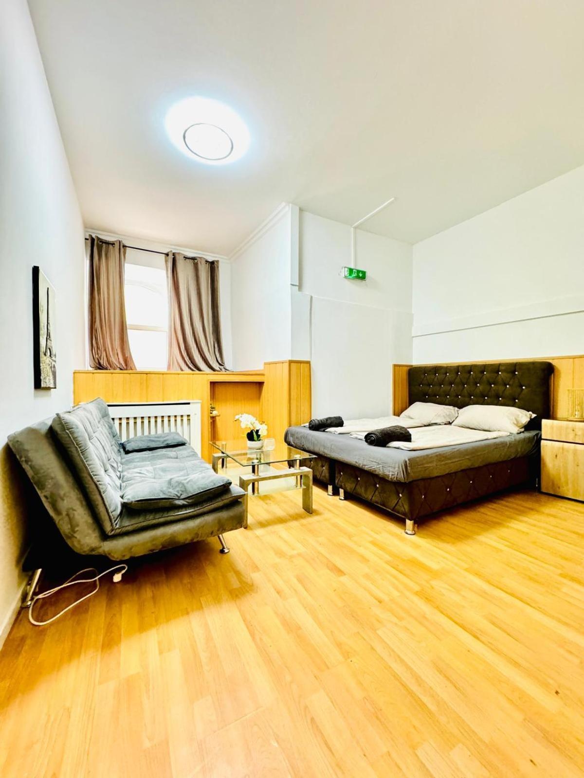Comfy In A Shared Apt, 8min To Rathausplatz Apartamento