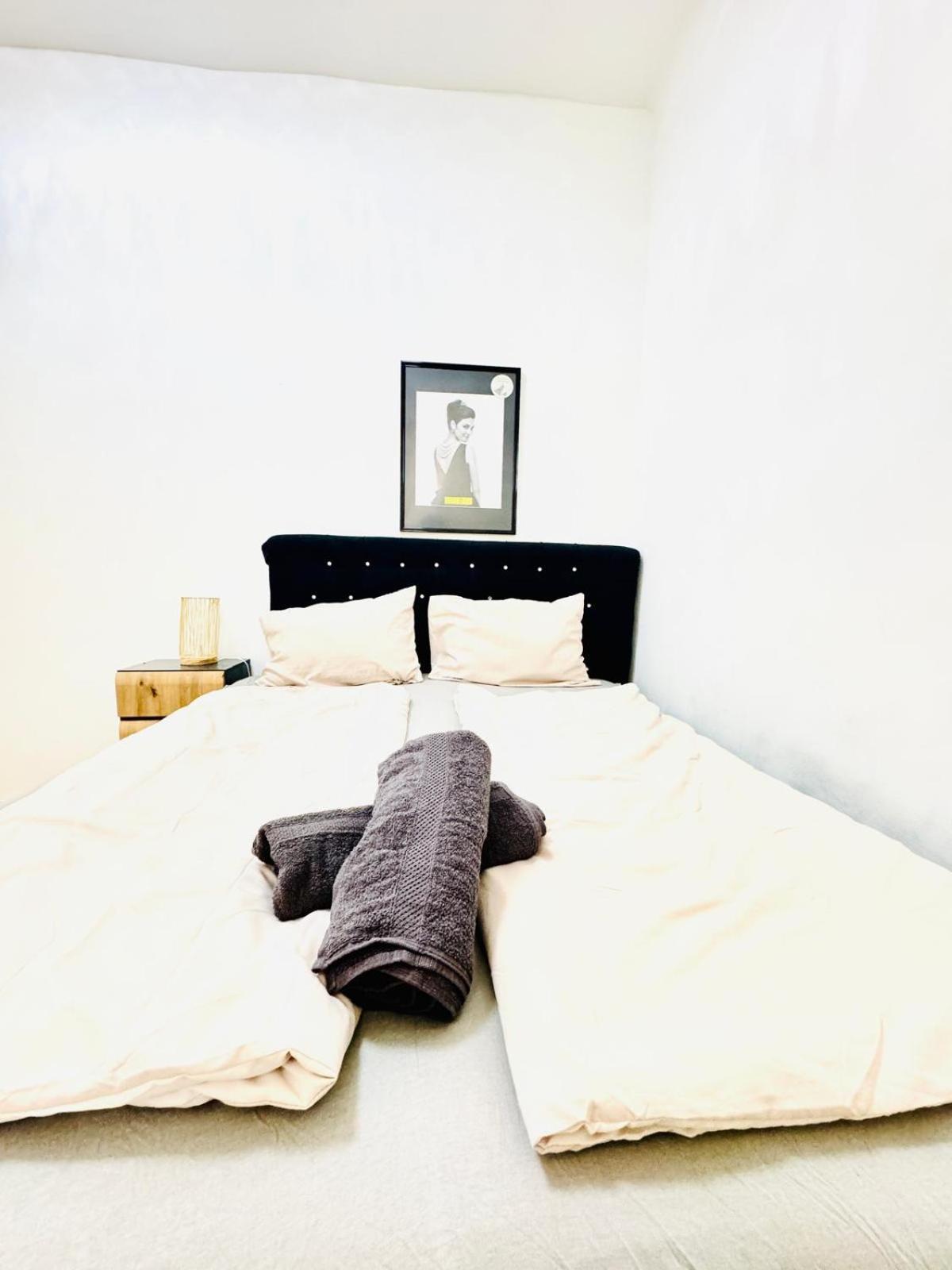 Comfy In A Shared Apt, 8min To Rathausplatz * Wien