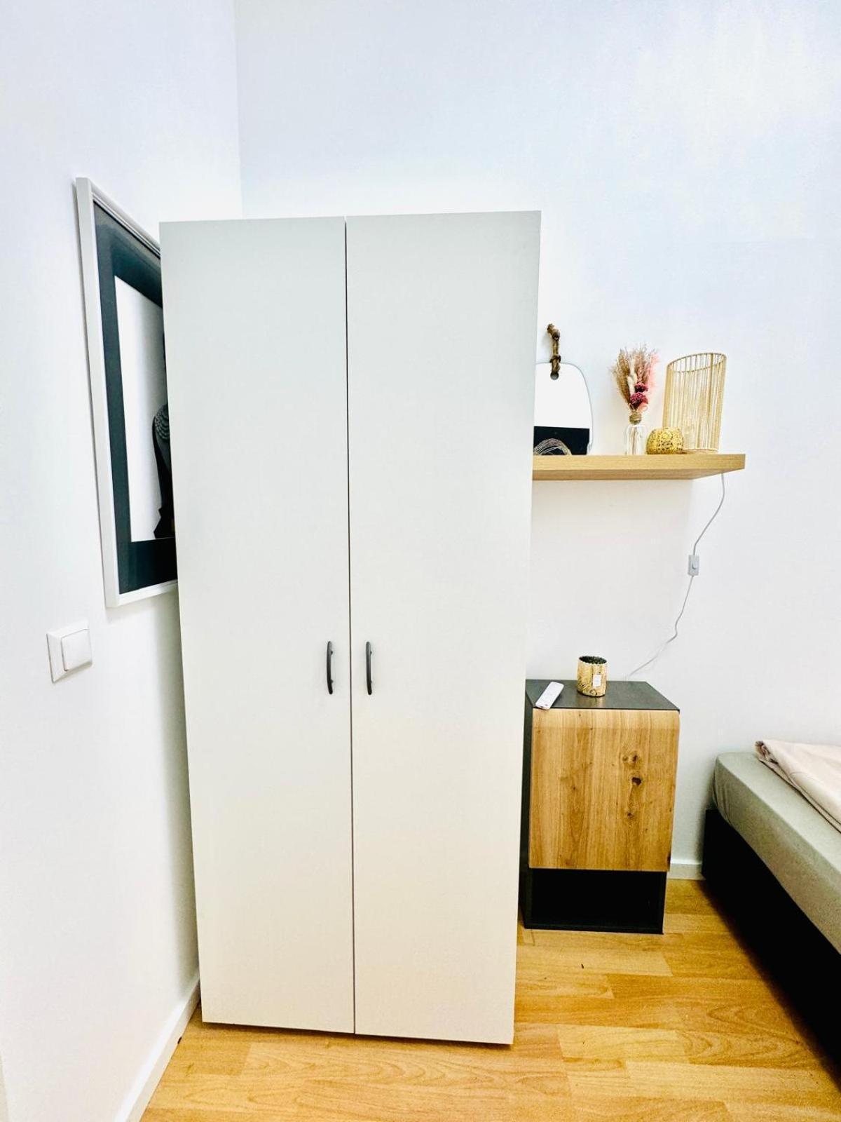 Comfy In A Shared Apt, 8min To Rathausplatz Wien