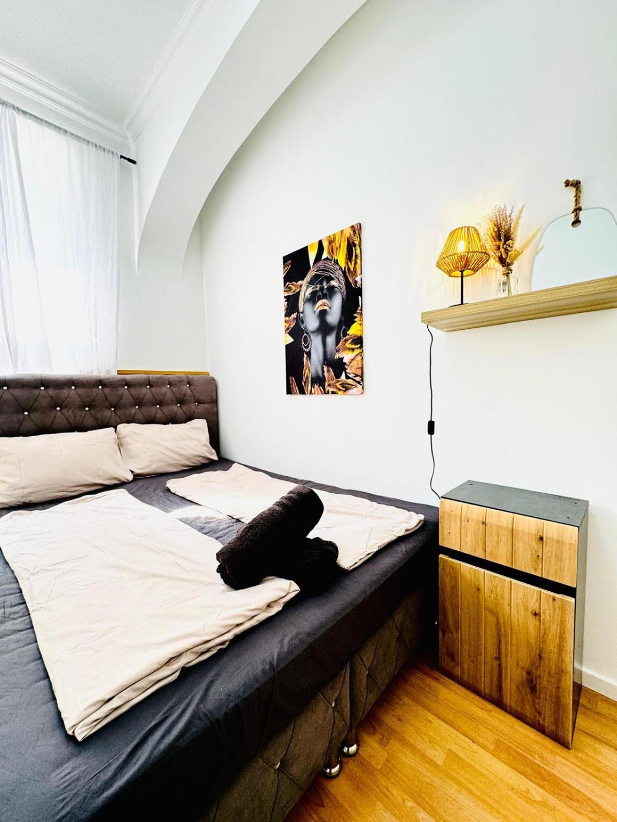 Apartment Comfy In A Shared Apt, 8min To Rathausplatz Wien